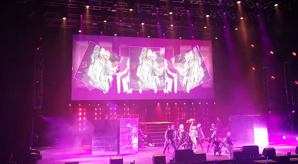 張靚穎悉尼演唱會2.jpg 張靚穎悉尼演唱會2.jpg